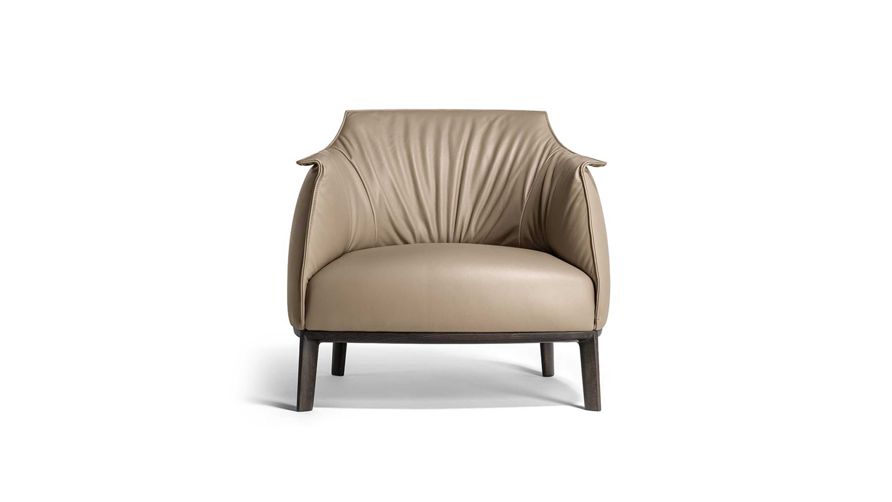 Archibald | Armchair with wood base
