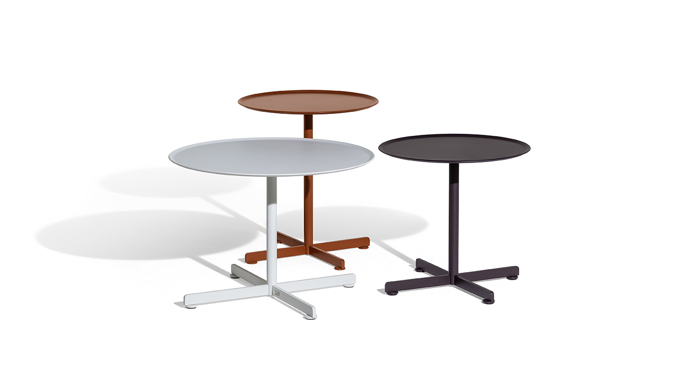 Bob Outdoor | Coffee table