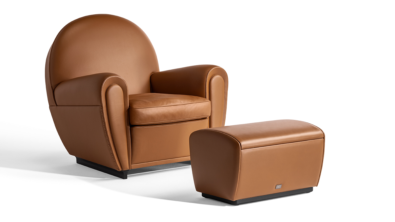 Vanity Fair XC | Ottoman