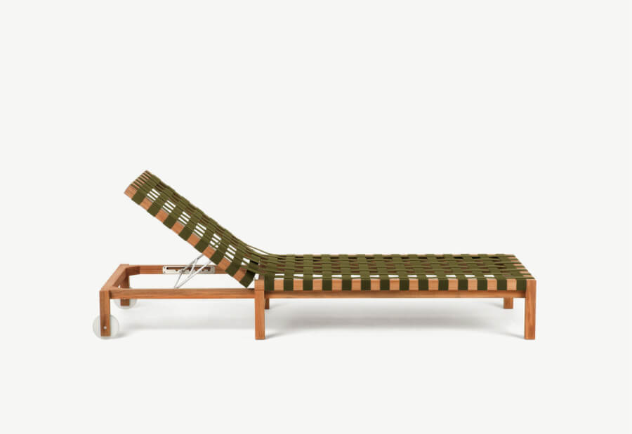 Mistral 104 — шезлонг